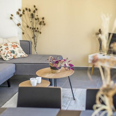 Delightful Family Apartment At Only 50 Meters From The Beach / Panne A Cote De Panne Exteriör bild