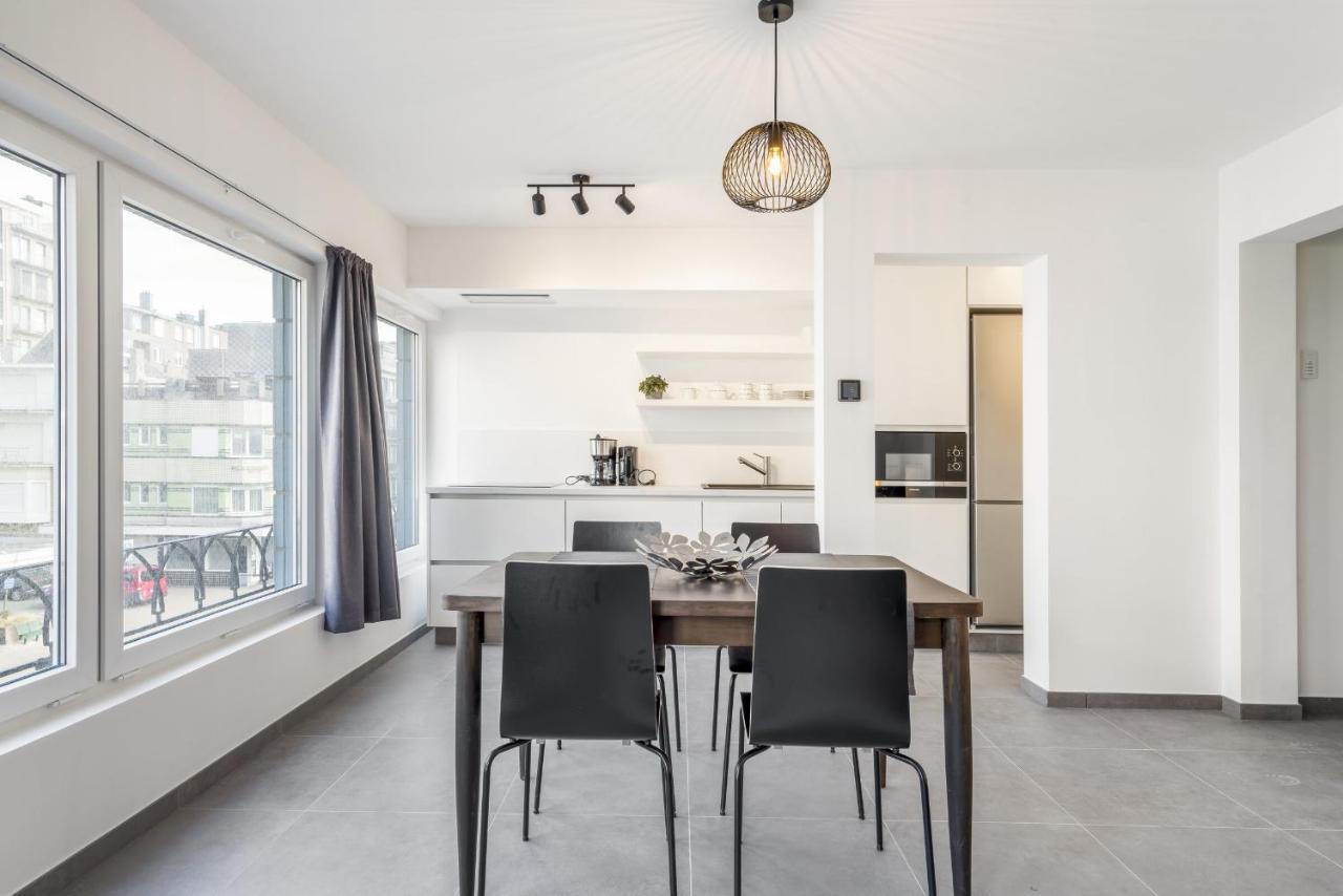 Delightful Family Apartment At Only 50 Meters From The Beach / Panne A Cote De Panne Exteriör bild