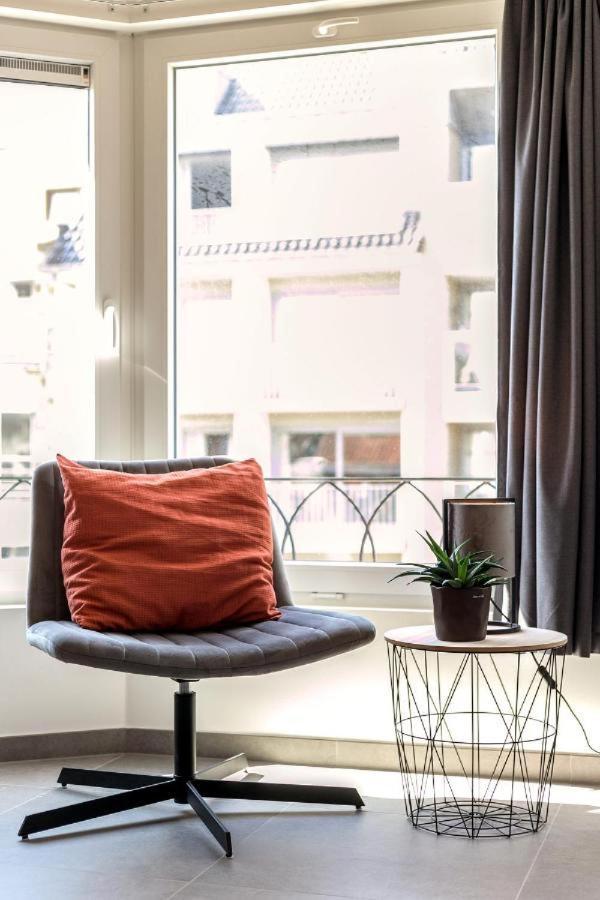 Delightful Family Apartment At Only 50 Meters From The Beach / Panne A Cote De Panne Exteriör bild