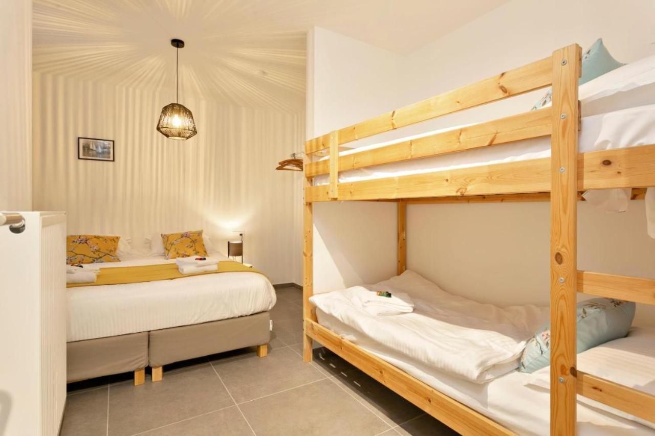 Delightful Family Apartment At Only 50 Meters From The Beach / Panne A Cote De Panne Exteriör bild