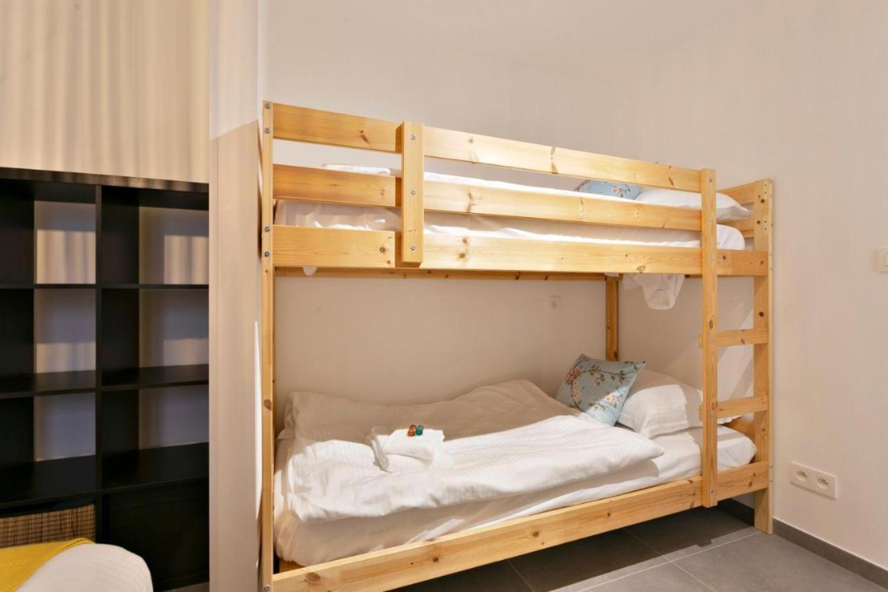 Delightful Family Apartment At Only 50 Meters From The Beach / Panne A Cote De Panne Exteriör bild